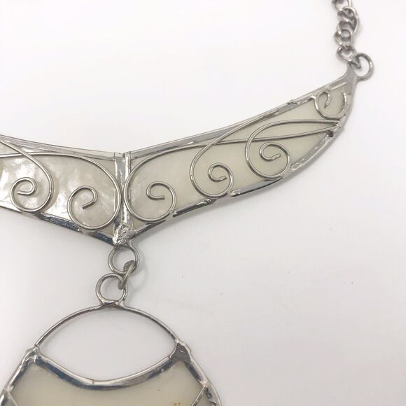 FairTrade Handcrafted Silver Scroll Metal Necklace With Abalone Shell Insert - Picture 5 of 16
